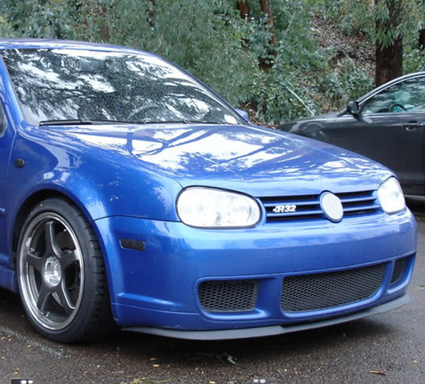 IKON MOTORSPORTS Front Bumper Cover Compatible With 1999-2005 Volkswagen Golf Mk4 R32 Style Unpainted Steel Mesh Cover Guard Protection Conversion Factory Replacement Body Kit, 2000 2001 2002 2003