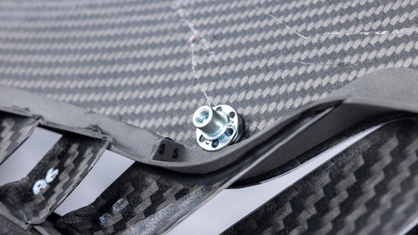 Karbonius E92 M3 Carbon Vented Fender Set