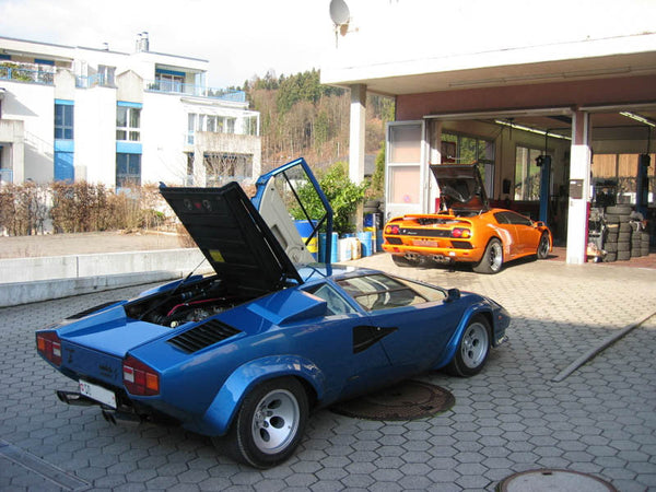 Lamborghini Countach inc. QV Manifolds (1974-85)