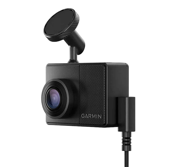 Garmin Dash Cam 67w – angled shot (Image 4)