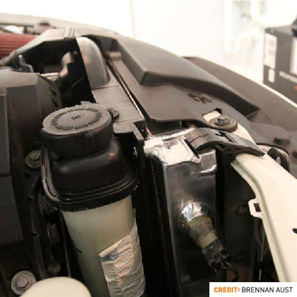 Mishimoto 92-99 BMW E36 Manual Aluminum Radiator - ModMyEuro
